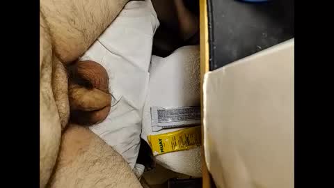 Snapshot of small_1986 chatting on February 25, 2025, 4:35 am transmisin gratuita bajo demanda free broadcast on demand online show from February 25, 2025, 4:35 am