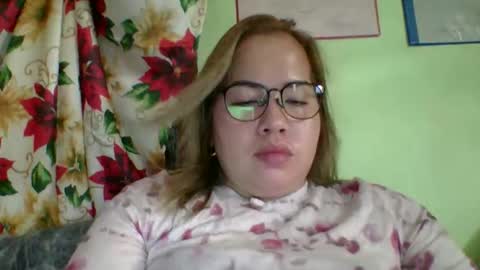 Lovewella online show from February 9, 2026, 2:48 am