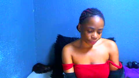 smallboobsxx online show from July 28, 2026, 11:17 am