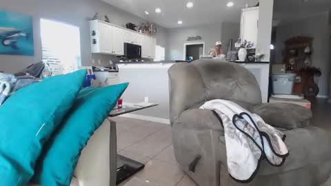 Snapshot of smallpenisbigtongue chatting on January 5, 2025, 2:30 pm Daddy online show from January 5, 2025, 2:30 pm