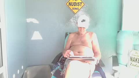 Snapshot of smallpenisbigtongue chatting on February 4, 2025, 4:50 pm Daddy online show from February 4, 2025, 4:50 pm