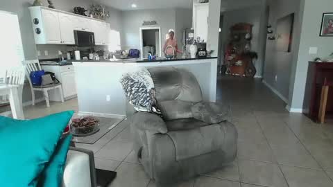 Snapshot of smallpenisbigtongue chatting on February 11, 2025, 1:51 pm Daddy online show from February 11, 2025, 1:51 pm