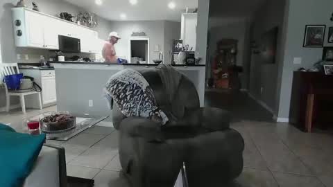 Snapshot of smallpenisbigtongue chatting on February 14, 2025, 1:29 pm Daddy online show from February 14, 2025, 1:29 pm