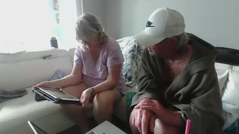 Snapshot of smallpenisbigtongue chatting on February 14, 2025, 4:31 pm Daddy online show from February 14, 2025, 4:31 pm