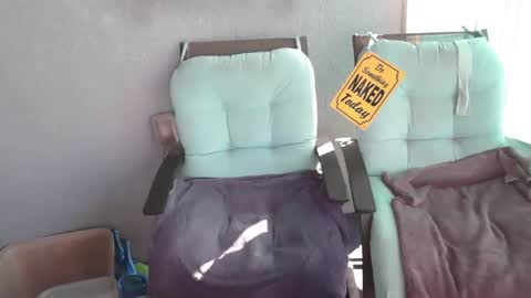 Snapshot of smallpenisbigtongue chatting on November 19, 2025, 2:06 pm Daddy online show from November 19, 2025, 2:06 pm