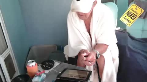 Snapshot of smallpenisbigtongue chatting on December 19, 2025, 2:02 pm Daddy online show from December 19, 2025, 2:02 pm