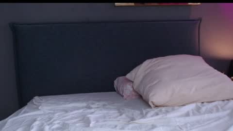 Snapshot of smalltittsbigsoul chatting on May 27, 2026, 5:04 am Anna no bbbbybybbabebyy just Anna. And dont call me mom please. online show from May 27, 2026, 5:04 am
