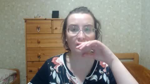 Snapshot of smart_rose chatting on October 8, 2025, 6:38 pm smart_rose online show from October 8, 2025, 6:38 pm