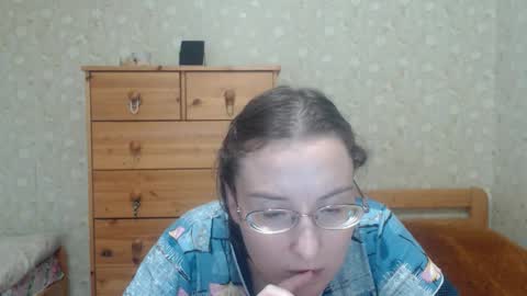 Snapshot of smart_rose chatting on November 3, 2025, 11:33 am smart_rose online show from November 3, 2025, 11:33 am