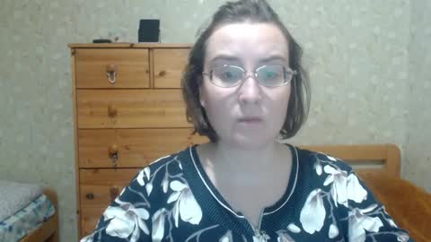 Snapshot of smart_rose chatting on November 13, 2025, 3:33 pm smart_rose online show from November 13, 2025, 3:33 pm