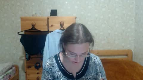 Snapshot of smart_rose chatting on December 17, 2025, 5:19 pm smart_rose online show from December 17, 2025, 5:19 pm