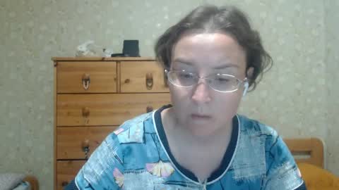 smart_rose online show from May 8, 2026, 6:46 pm