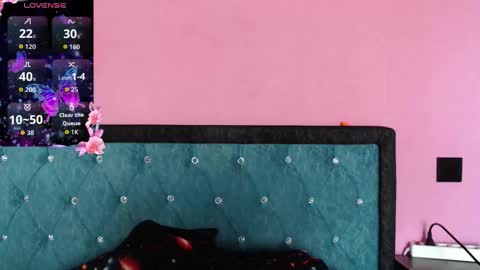 smile_cute_fox online show from March 30, 2026, 4:24 am