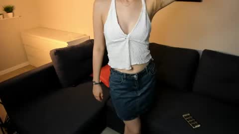 Victoria online show from June 12, 2026, 2:05 pm