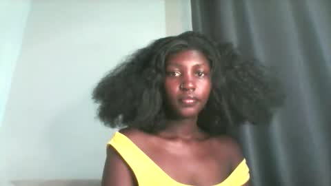 Snapshot of smileykesh chatting on September 16, 2025, 7:20 am smileykesh online show from September 16, 2025, 7:20 am