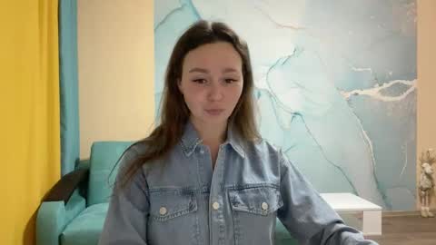 smiling_riddle online show from March 6, 2025, 6:16 pm