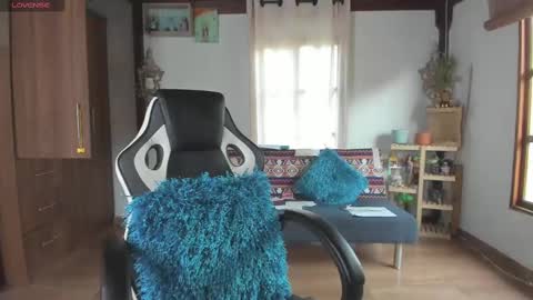 Snapshot of smilingsalor chatting on March 9, 2025, 8:31 pm SmilingSalor online show from March 9, 2025, 8:31 pm