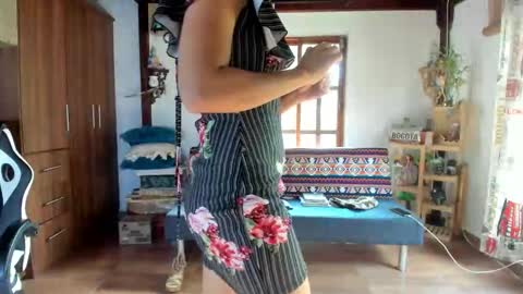 Snapshot of smilingsalor chatting on September 14, 2025, 9:14 pm SmilingSalor online show from September 14, 2025, 9:14 pm