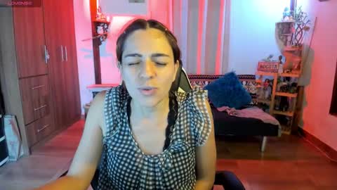 Snapshot of smilingsalor chatting on September 24, 2025, 11:52 pm SmilingSalor online show from September 24, 2025, 11:52 pm