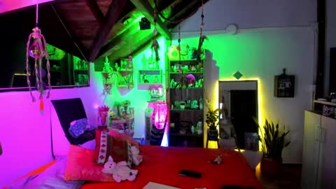 Snapshot of smilingsalor chatting on November 3, 2025, 1:51 am SmilingSalor online show from November 3, 2025, 1:51 am