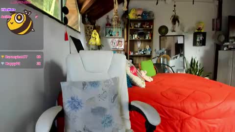 SmilingSalor online show from April 19, 2026, 7:16 pm