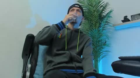 SMIT  online show from December 7, 2024, 6:21 am