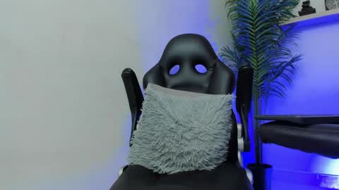 SMIT  online show from January 3, 2025, 10:40 pm