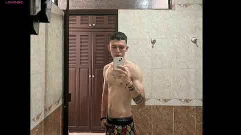 SMIT  online show from October 11, 2025, 10:52 pm