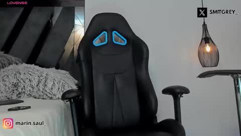 SMIT  online show from December 15, 2025, 8:24 pm