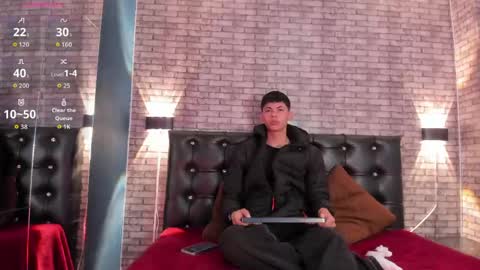 Smith online show from April 29, 2026, 7:20 pm