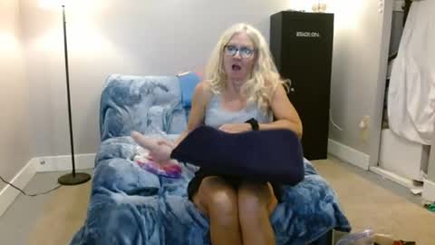 smitheight online show from August 6, 2026, 3:52 am