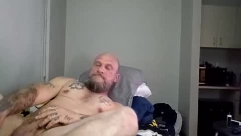 Snapshot of smitty012924 chatting on October 19, 2025, 2:56 am smitty012924 online show from October 19, 2025, 2:56 am