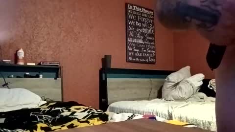 Snapshot of smitty012924 chatting on November 18, 2025, 2:54 pm smitty012924 online show from November 18, 2025, 2:54 pm