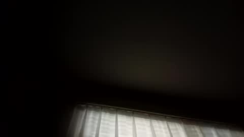 Snapshot of smokeandwatching chatting on April 28, 2026, 6:29 am Smokeandwatching online show from April 28, 2026, 6:29 am