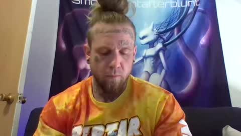 Snapshot of smokebluntafterblunt chatting on May 7, 2026, 6:41 am smoke online show from May 7, 2026, 6:41 am