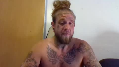 Snapshot of smokebluntafterblunt chatting on August 1, 2026, 9:35 pm smoke online show from August 1, 2026, 9:35 pm