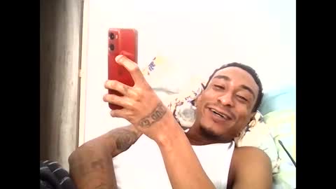 Snapshot of smokepurxxx chatting on April 10, 2026, 8:46 pm smokepurxxx online show from April 10, 2026, 8:46 pm