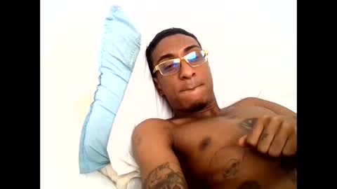 Snapshot of smokepurxxx chatting on May 11, 2026, 4:37 pm smokepurxxx online show from May 11, 2026, 4:37 pm