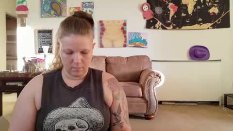 Snapshot of smokihippi chatting on July 29, 2026, 1:37 am Big Dawg online show from July 29, 2026, 1:37 am