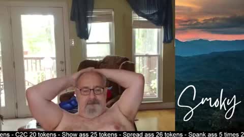 Snapshot of smokymountanman chatting on June 16, 2026, 6:32 pm smokymountanman online show from June 16, 2026, 6:32 pm