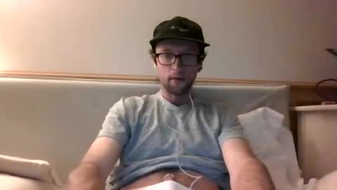 Smoothcock   online show from April 28, 2026, 8:52 am