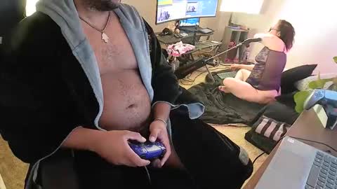 Smoothj2011 online show from February 9, 2026, 8:51 am