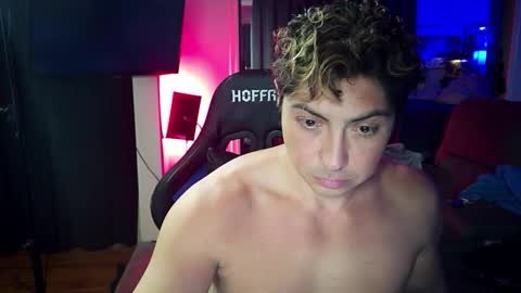 Snapshot of smoothjocknubie chatting on October 18, 2025, 8:48 am Myke Jackin online show from October 18, 2025, 8:48 am