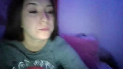 smoothmove1215 online show from December 21, 2025, 2:51 am