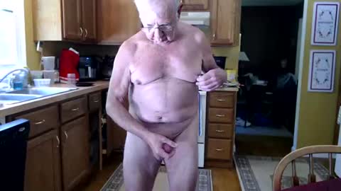 smoothshave5 online show from June 16, 2026, 2:52 pm