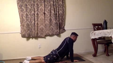 smoothstrik3r online show from October 21, 2025, 12:17 pm