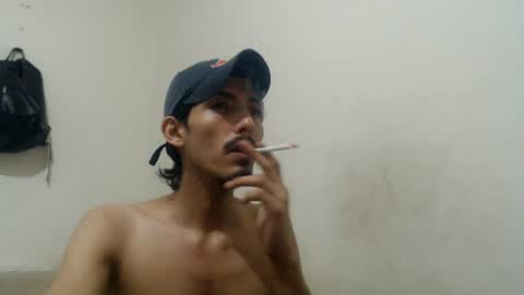 Snapshot of snackontime19 chatting on June 27, 2026, 5:01 am snackontime19 online show from June 27, 2026, 5:01 am