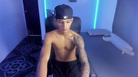 snak_master1 online show from June 5, 2026, 7:19 pm