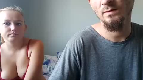 Sneakylildevils online show from May 3, 2026, 7:36 am