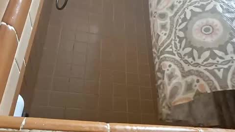 sneakypeteyo1 online show from September 16, 2025, 10:05 am